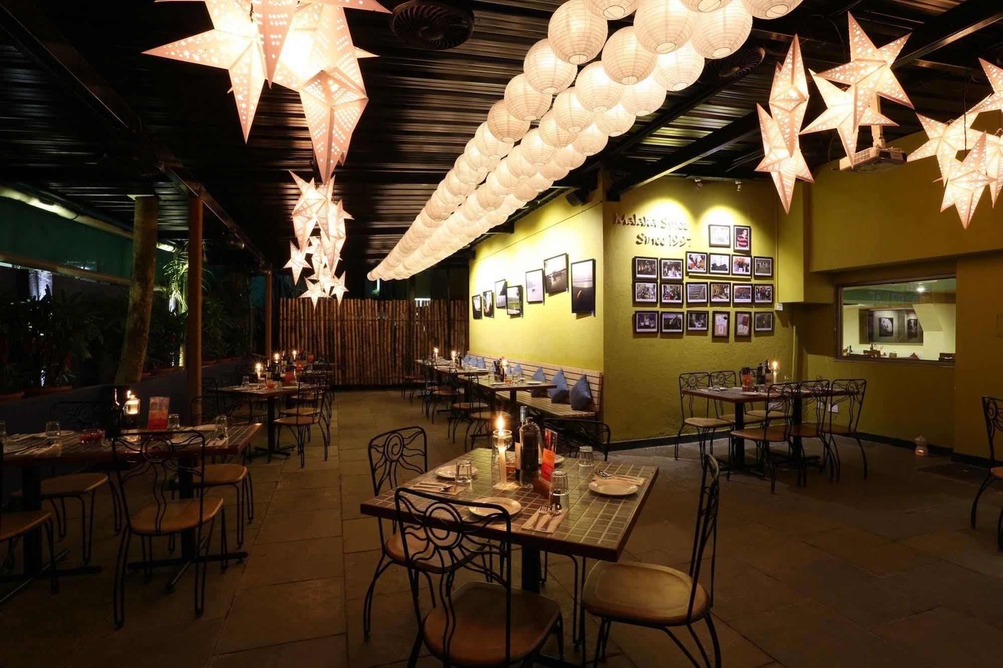 Hotel Grande Delmon Panaji Exterior foto