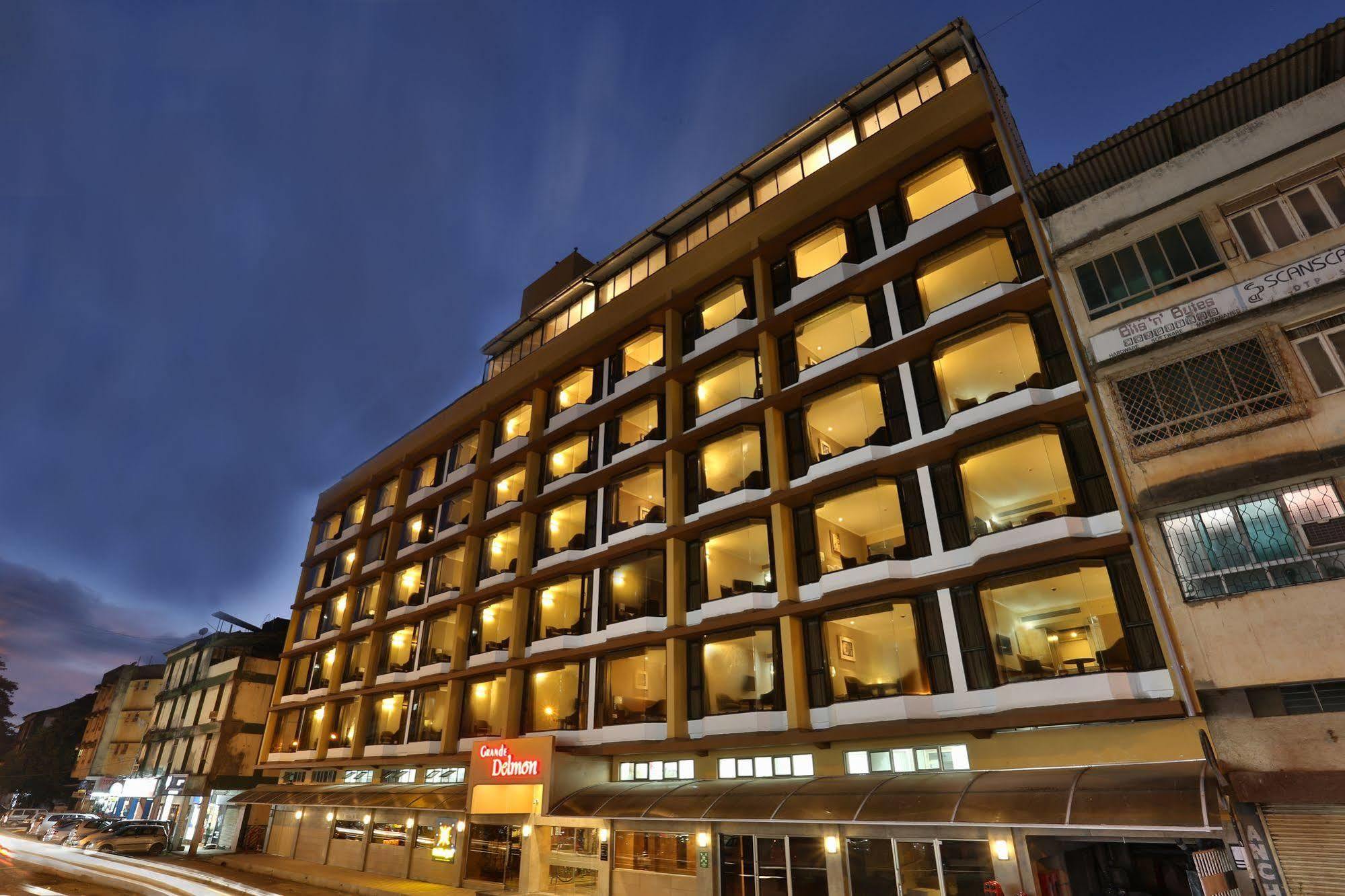 Hotel Grande Delmon Panaji Exterior foto